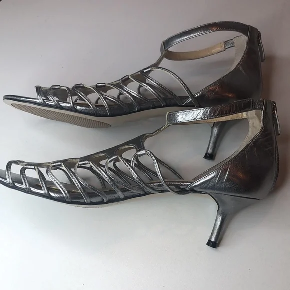 Enzo Angiolini Silver Strappy Leather Heels Elegant Design  Zipper Back 7 1/2M - Picture 7 of 15